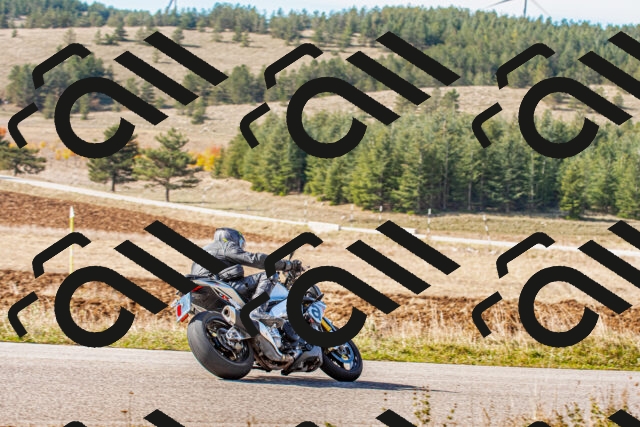 20251012113455_-R020231_r2