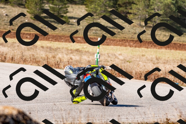 20251012113553_-R020247_r2