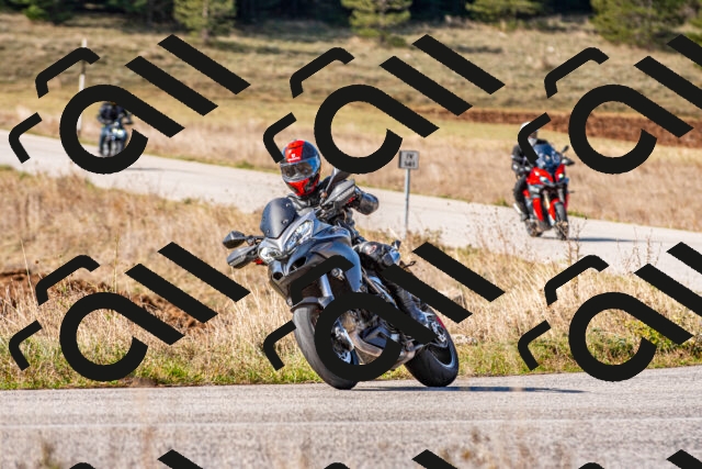 20251012113809_-R020283_r2