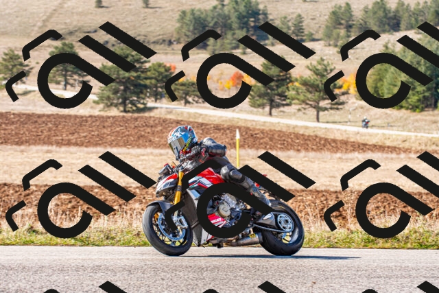 20251012114240_-R020326_r2