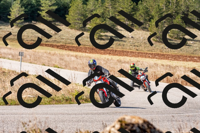 20251012114338_-R020334_r2