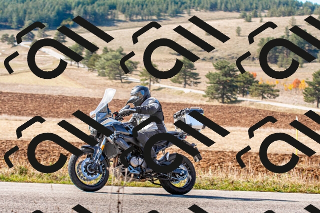 20251012114511_-R020369_r2