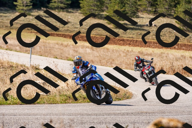 20251012114541_-R020370_r2