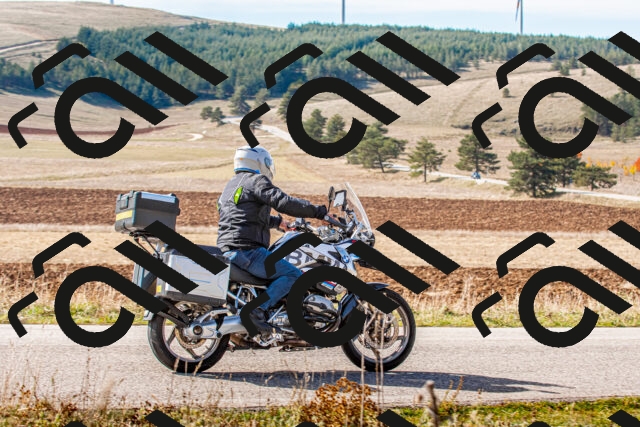 20251012114559_-R020386_r2