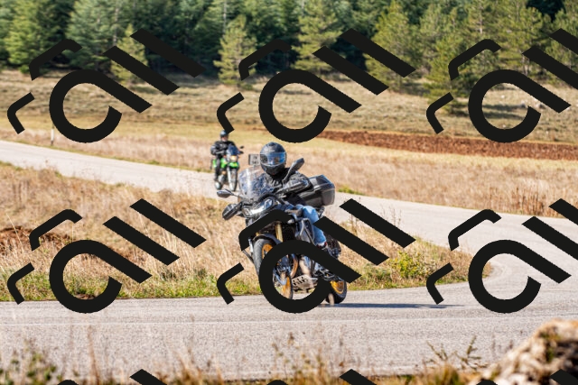 20251012114647_-R020414_r2