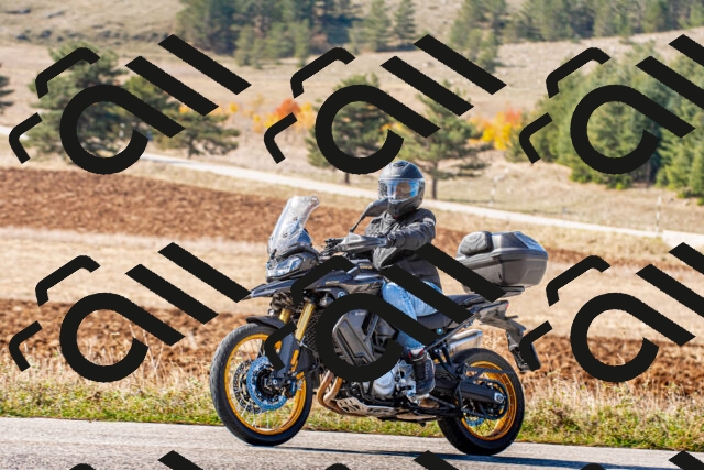 20251012114648_-R020416_r2