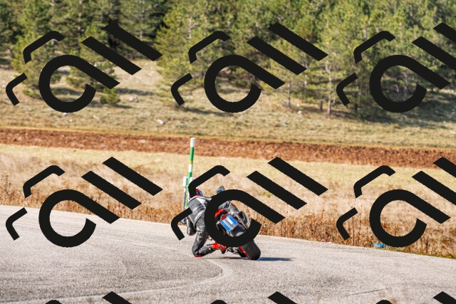 20251012114659_-R020426_r2