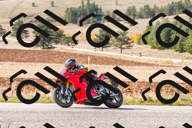 20251012114756_-R020441_r2