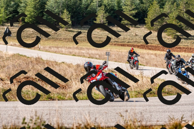 20251012114804_-R020452_r2