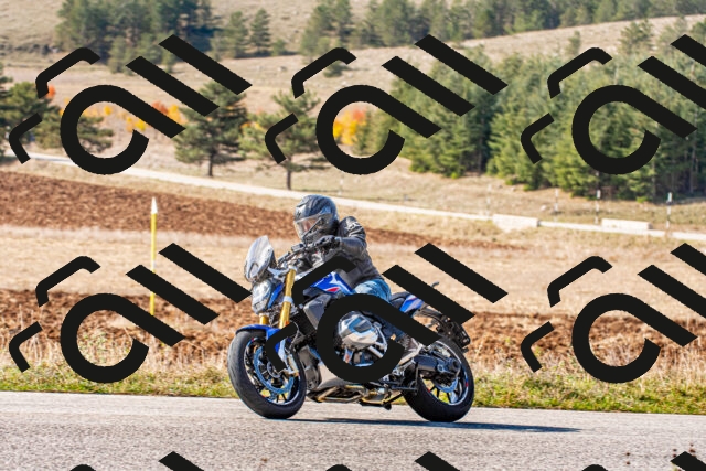 20251012114909_-R020489_r2