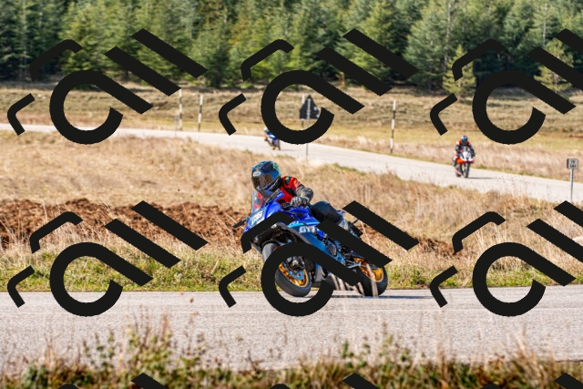 20251012114927_-R020495_r2