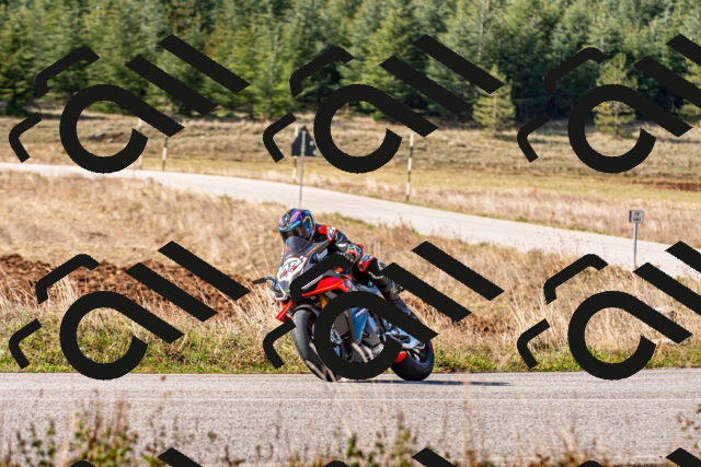 20251012114930_-R020502_r2