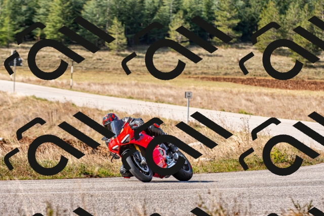 20251012115135_-R020538_r2