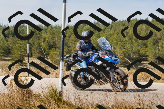 20251012123745_-R020602_r2