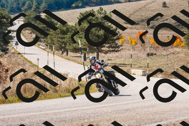 20251012123852_-R020610_r2