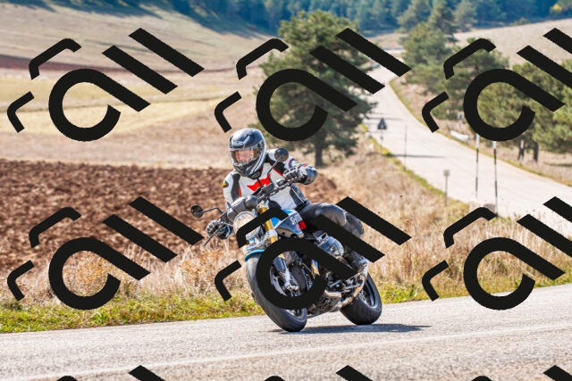 20251012123852_-R020612_r2