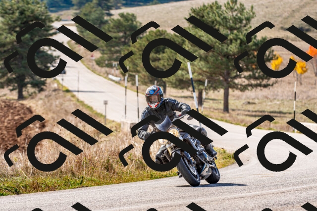 20251012123910_-R020615_r2