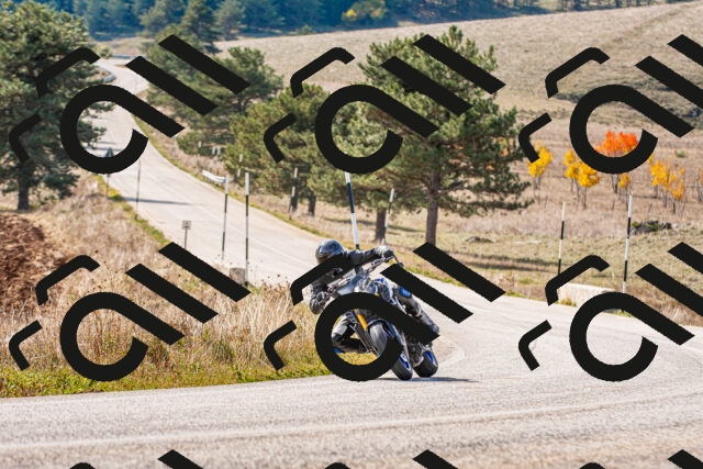 20251012124313_-R020666_r2