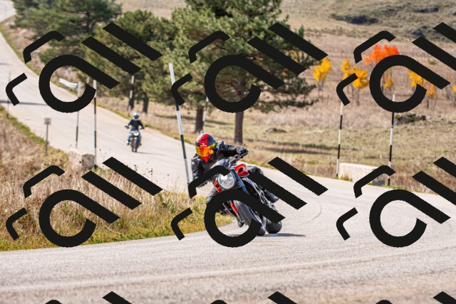 20251012124324_-R020669_r2