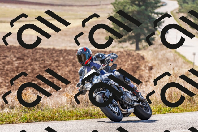 20251012124406_-R020678_r2