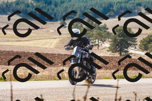 20251012130033_-R020733_r2