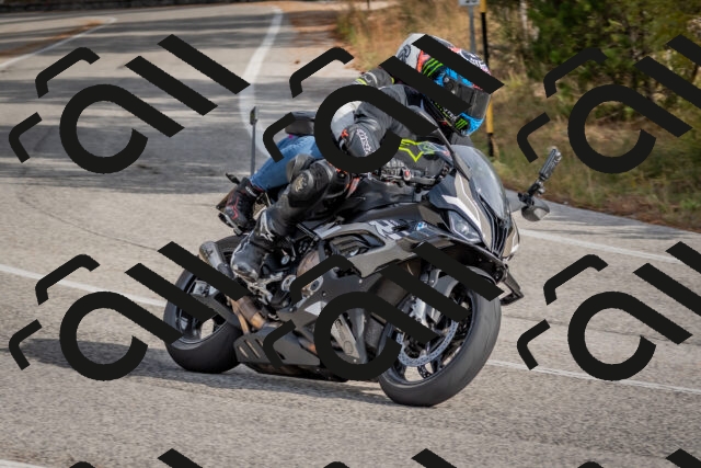 202511021141-DSC_8860_c4_