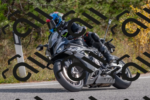 202511021146-DSC_8892_c4_