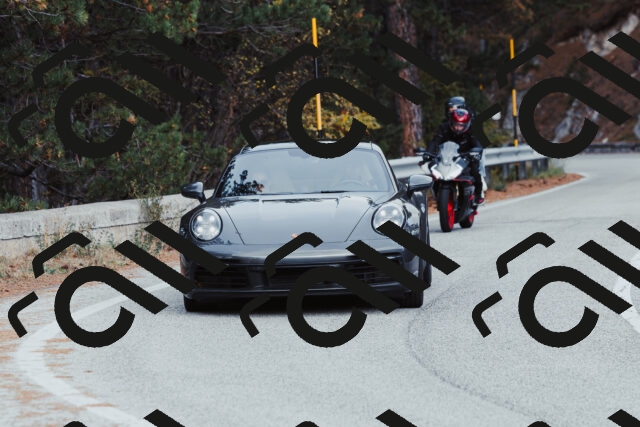 202511021420-_04A3776_c3