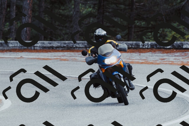 202511021427-_04A3836_c3