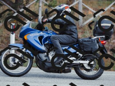 202511021427-_04A3841_c3