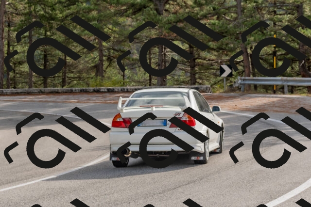 202511021222-DSC_9032_c4_