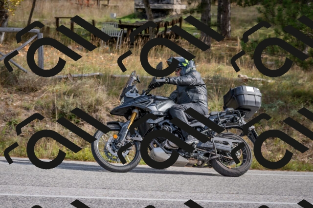 202511021232-DSC_9095_c4_