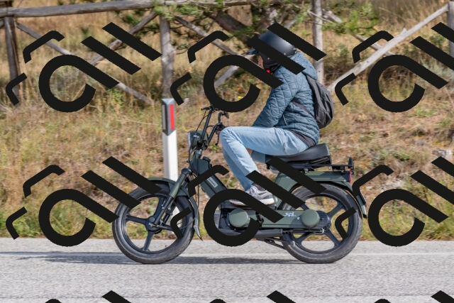 202511021249-DSC_9184_c4_