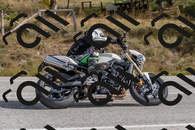 202511021251-DSC_9204_c4_