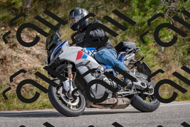 202511021251-DSC_9210_c4_