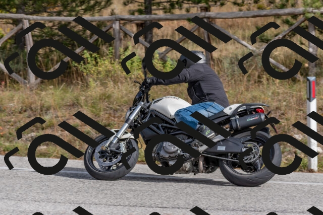 202511021257-DSC_9251_c4_