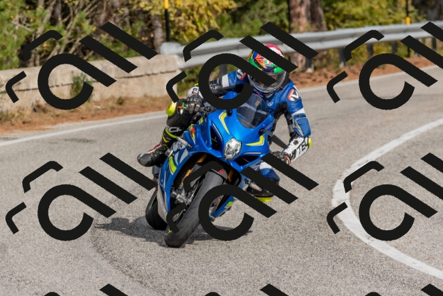 202511021258-DSC_9257_c4_