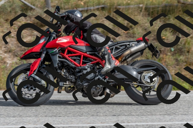 202511021258-DSC_9266_c4_