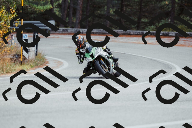 202511021551-_04A4050_c3