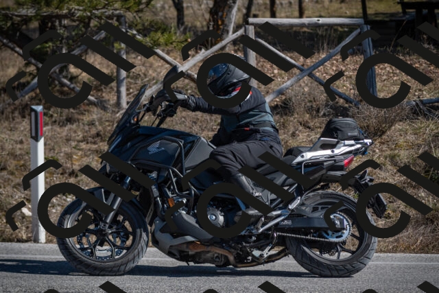 20260228131042-_5000836_am_