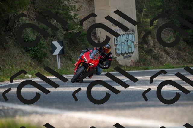 202602281409-M22_0581_m2_