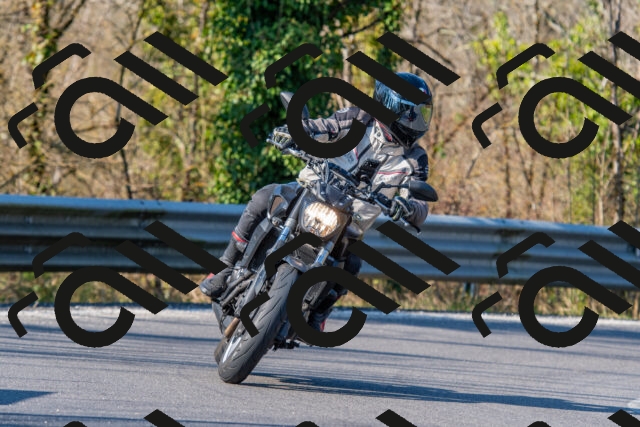 20260228100444-R01_1252_R1