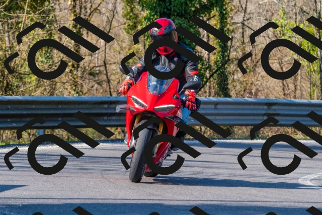 20260228110911-R01_1370_R1