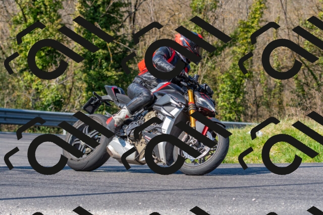 20260228113530-R01_1574_R1