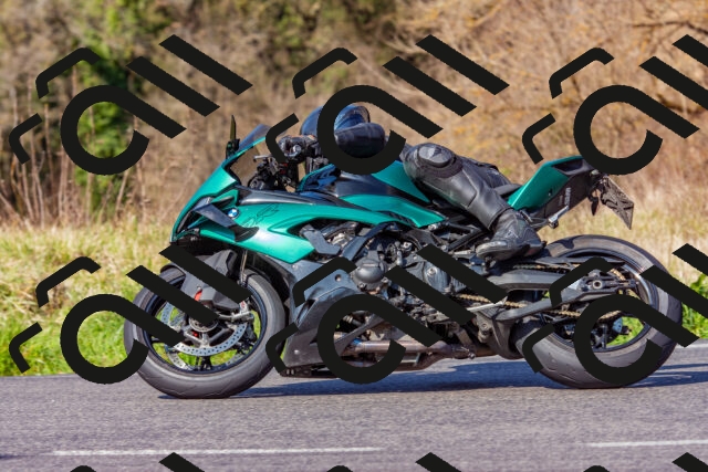 20260228113817-R01_1587_R1