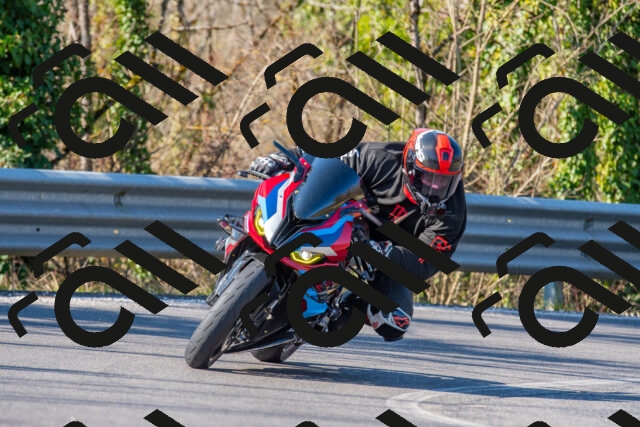 20260228120032-R01_1737_R1