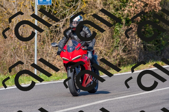 20260228121801-R01_1886_R1