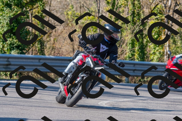 20260228121905-R01_1903_R1