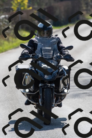 20260228122518-R01_1992_R1